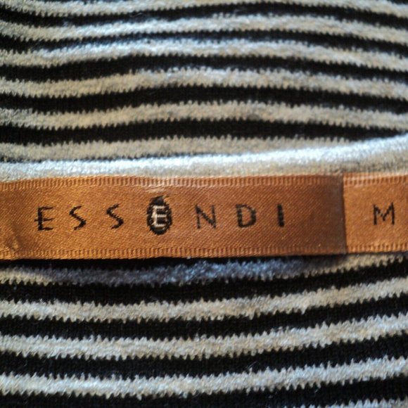 Essendi Tank Top Size M Black & Gray Scooped Neckline Stretchy Knit Stripes - Picture 3 of 3